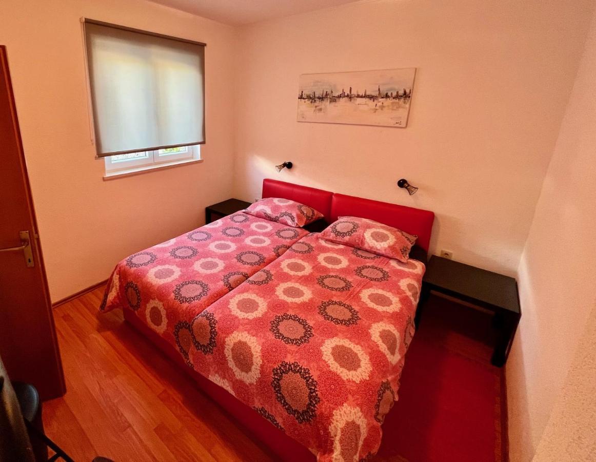 Apartments Toni - スラノ エクステリア 写真